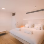 Ocean Presidential Room, Casa Espalamaca, luxury accommodation Azores, private accommodation Faial, ocean views Faial, Pico Island views, Horta Bay, exclusive retreat Azores, luxury room Faial, nature reserve Espalamaca, luxury accommodation Faial, private stay, luxury suite Azores, luxury rooms, Faial accommodation, ocean views Faial, premium stay Azores, private house rental Faial, Pico Island views, Horta Marina views, exclusive retreat Azores, family accommodation Faial