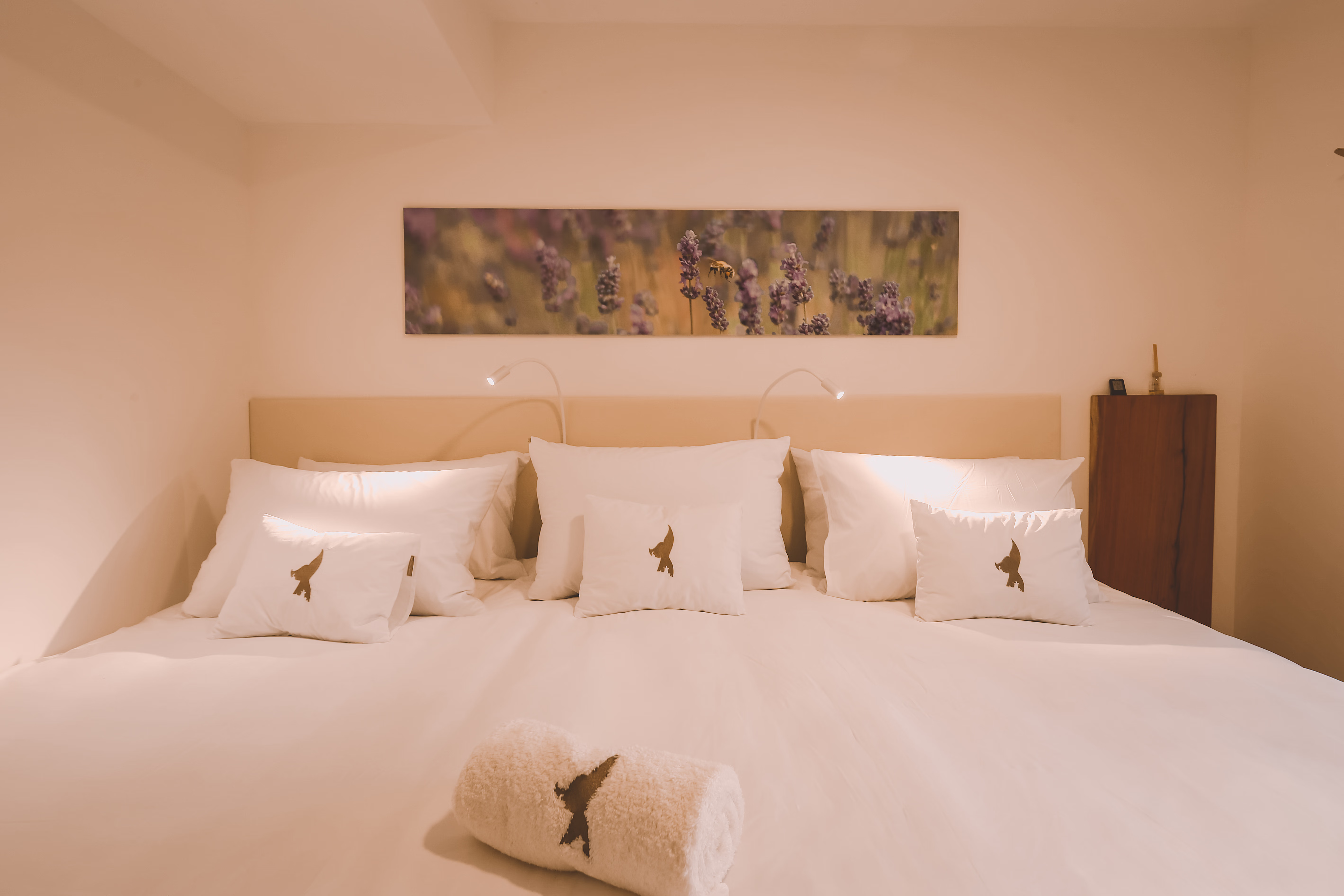 Interior of the Mountain Twin Room at Casa Espalamaca, Faial Azores, twin suite Azores, private accommodation Faial, Faial mountain views, Horta city, Atlantic Coast retreat, Mountain Twin Room, Atlantic Coast retreat, Mountain Twin Room Faial, Horta city, twin room Azores, Mountain Twin room Faial