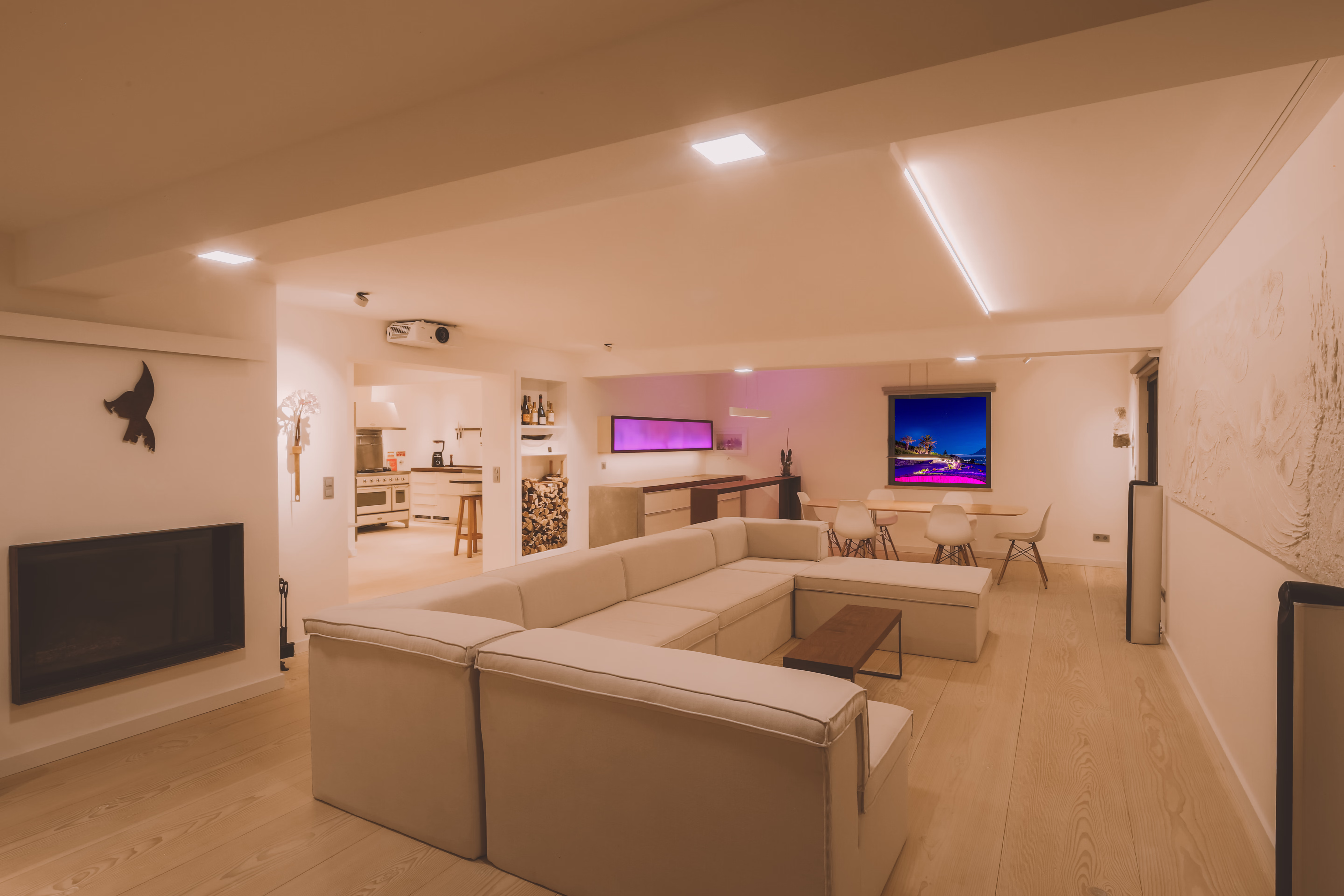 Casa Espalamaca, private Faial accommodation, Atlantic Coast rental, Faial amenities, Horta center, spacious interiors, private stay